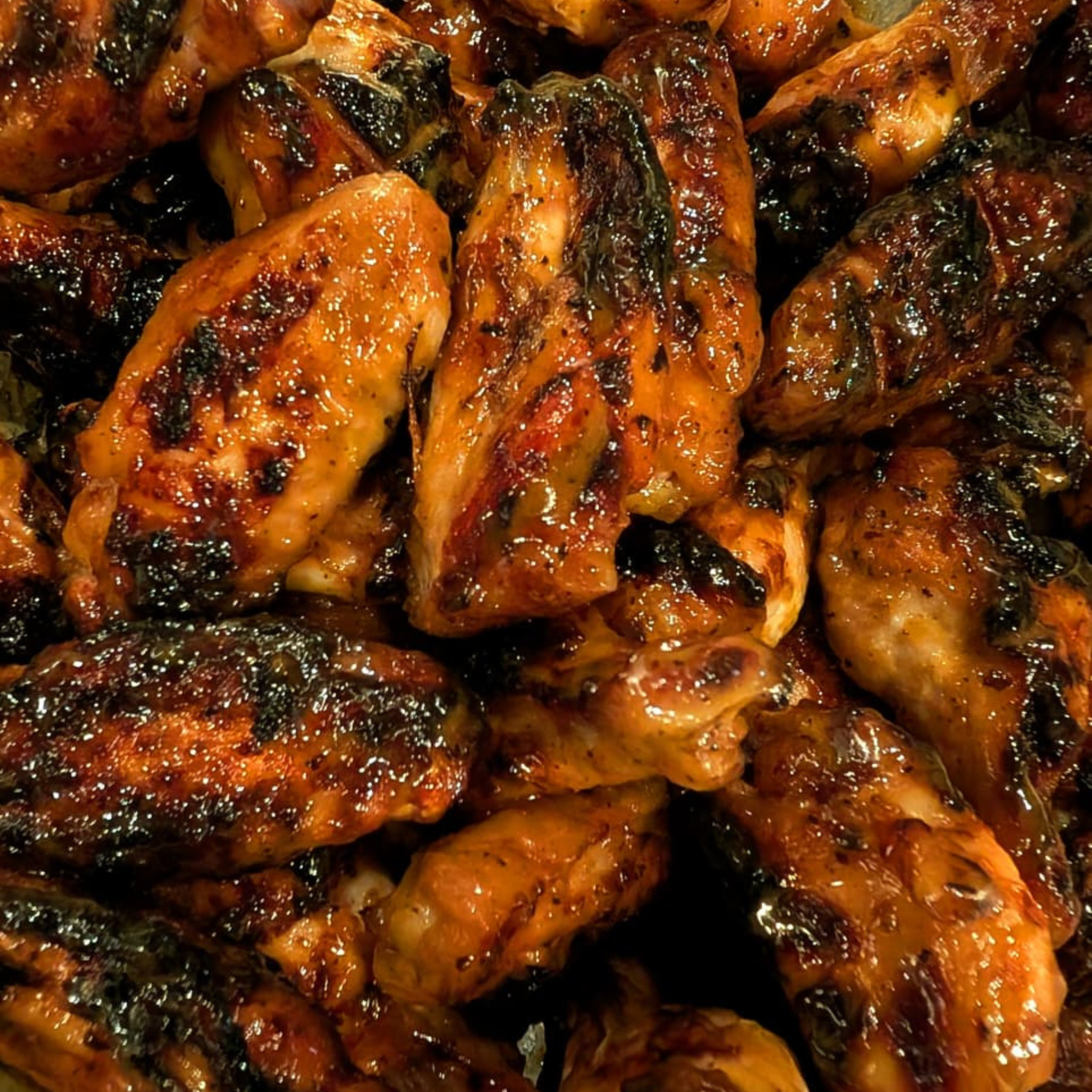🔥 Honey Glaze Wings (Al Carbón) — Porción de 8 Piezas